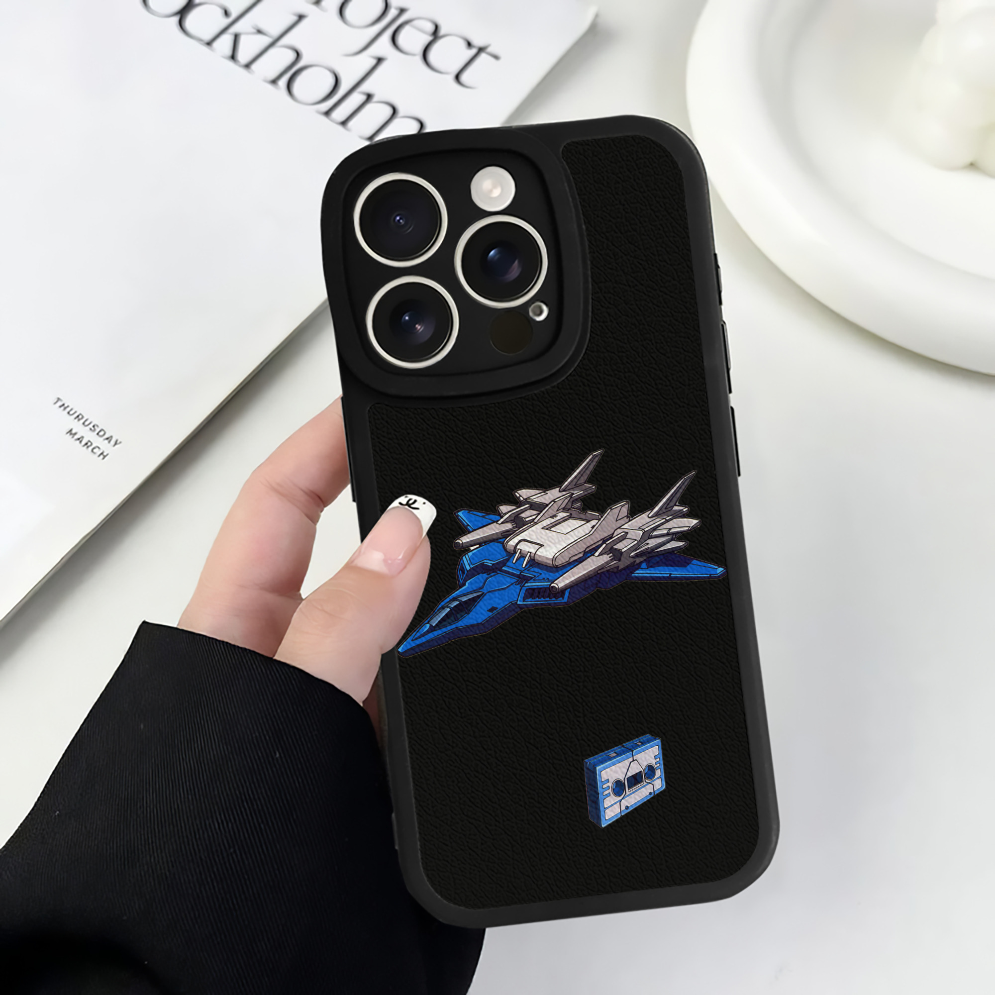 （画像用）  【iPhone 16シリーズ対応】シリコンスマホケース（レザー調） 材質：シリコン